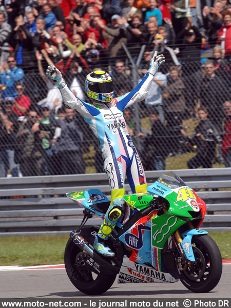 Rossi s'explique : je ne trahirai jamais Yamaha !