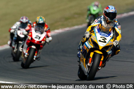 Biaggi, Bayliss, Xaus et Laconi - Les manches Superbike et Supersport de Grande Bretagne 2007 à Brands Hatch sur Moto-Net.Com