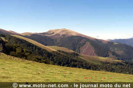 Tour Moto Pyrénéen 2007 : Premier contact avec la Ducati Moto-Net du Dark Dog Tour