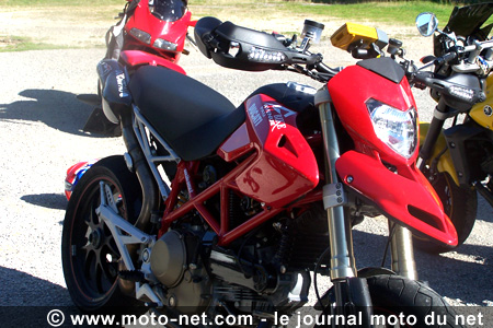 Tour Moto Pyrénéen 2007 : Premier contact avec la Ducati Moto-Net du Dark Dog Tour