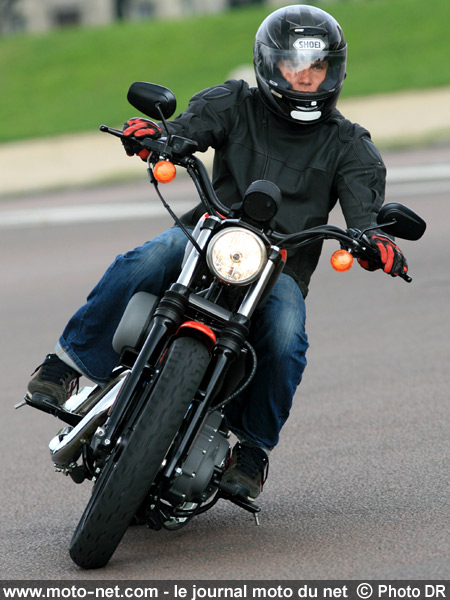 Test Harley XL1200N Nightster : Paris by Nightster