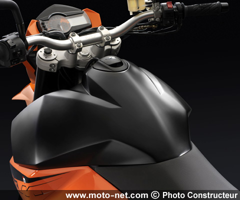 Nouveauté 2008 KTM 990 Supermoto : Pour les amateurs de grosses SM...