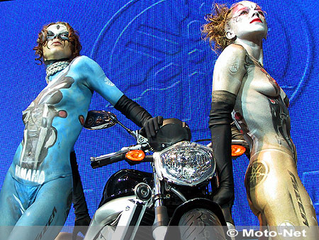 Show Yamaha