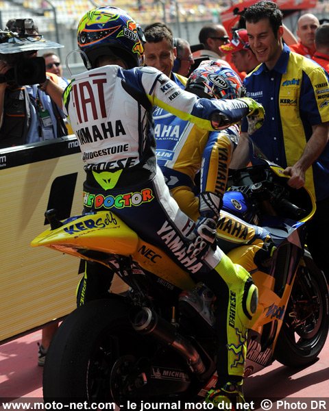 Colin Edwards et Valentino Rossi - Grand Prix de Chine MotoGP 2008 : le tour par tour sur Moto-Net.Com