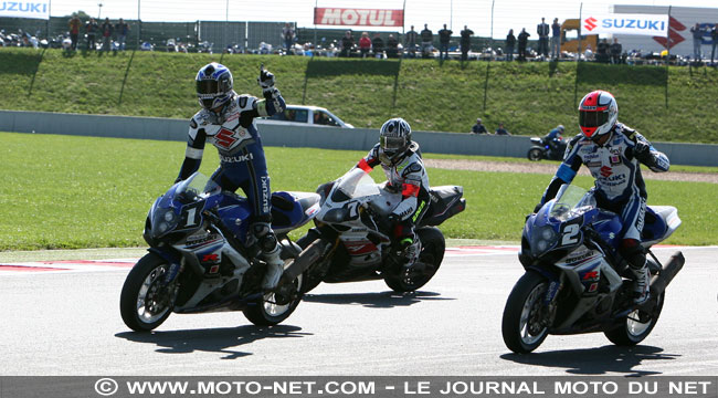 Suzuki n°1 et 2 et Yamaha n°7