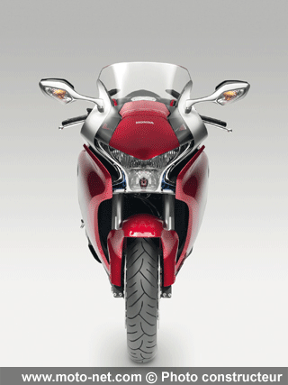 Nouvelles Honda VFR 1200 : les premières photos