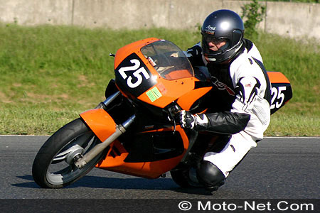 Le Team Moto-Net à Carole pour la deuxième manche du Challenge des Monos