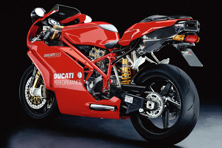 Nouveautés 2005 : salon Intermot de Munich 2004