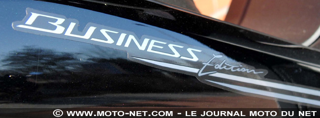 Duel scooters 125 : Sym GTS EFI vs Yamaha X-Max ABS Business