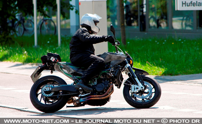 Premières photos du roadster Husqvarna 900