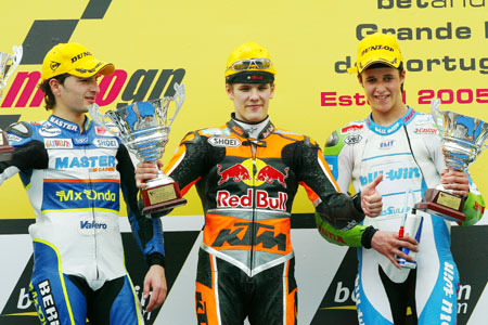 Le Grand Prix du Portugal Moto 2005 : le tour par tour sur Moto-Net