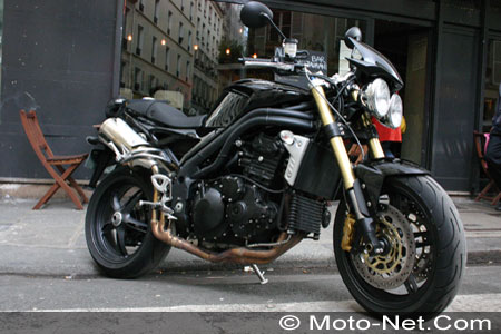 Essai Moto Net nouvelle Triumph Speed Triple 1050 : une main de fer dans un gant de velours