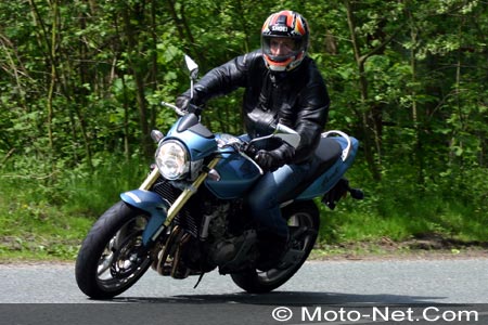 Essai Moto-Net : Honda 600 Hornet 2005