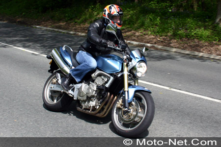 Essai Moto-Net : Honda 600 Hornet 2005