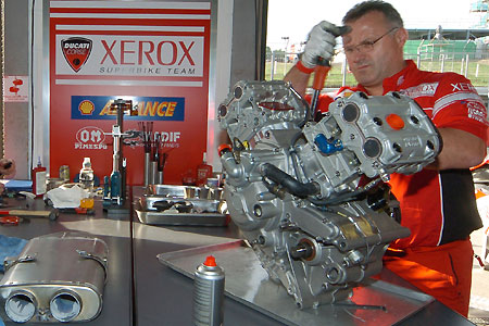 Le Mondial Superbike et Supersport 2005 à Assen : la présentation sur Moto-Net