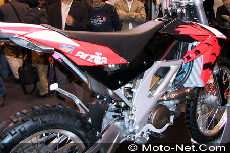 Aprilia sort ses griffes