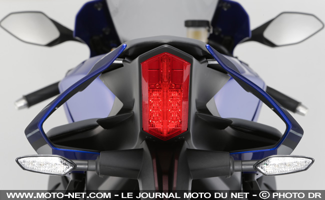 Nouveautés EICMA Milan : tout sur la Yamaha YZF-R1 2015