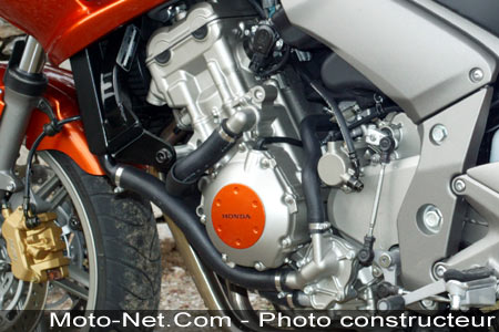 Honda CBF 1000 : Moins sage que son image