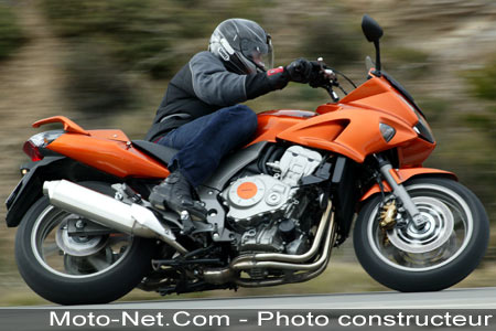 Honda CBF 1000 : Moins sage que son image