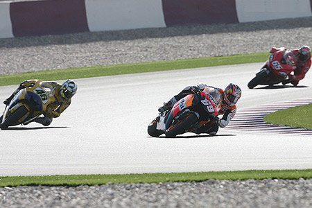 Le Grand Prix du Qatar Moto 2006 : le tour par tour sur Moto-Net