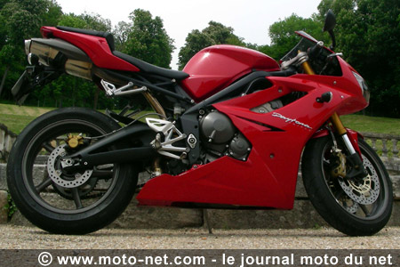 Triumph Daytona 675 : God save the Triple