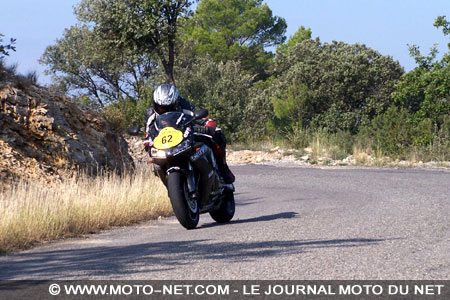 Dark Dog Moto Tour 2006 Toulon - Toulon : extérieur jour, première !