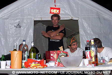 Dark Dog Moto Tour 2006 Toulon - Toulon : extérieur jour, première !