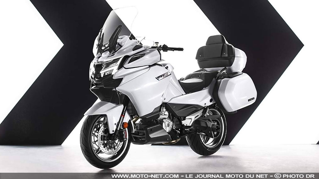 CF Moto lance sa première routière 1250 TR-G à moteur KTM 