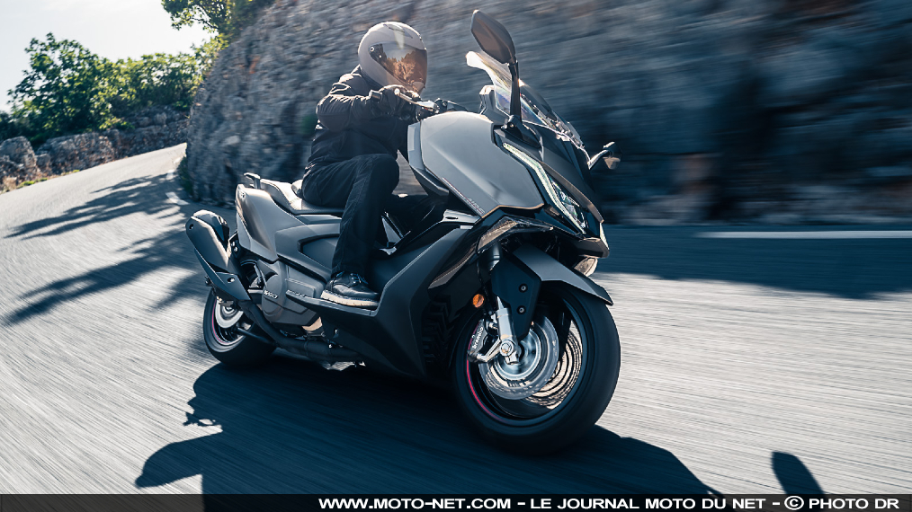 Le maxiscooter Kymco AK 550 devient Premium Le maxiscooter Kymco AK 550 devient Premium