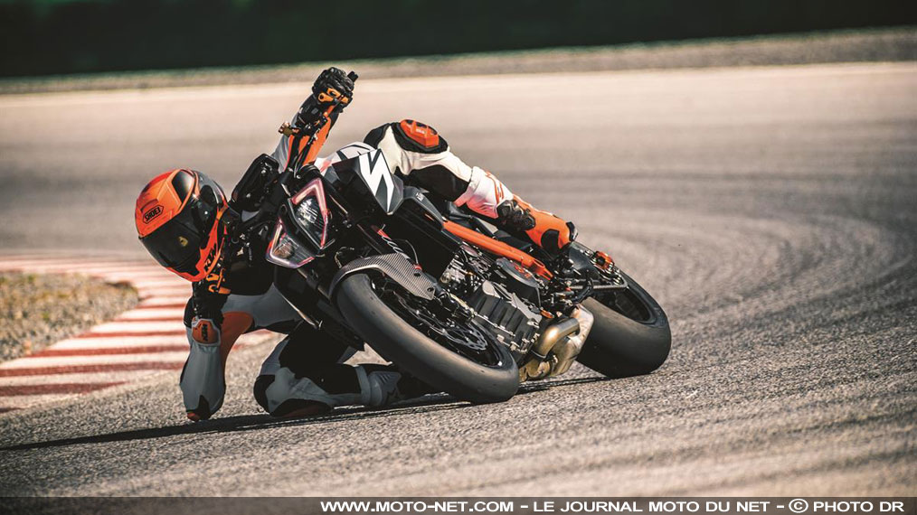 Les nouvelles KTM 1290 Superduke R et 1290 Superduke GT 2019 sont à Cologne